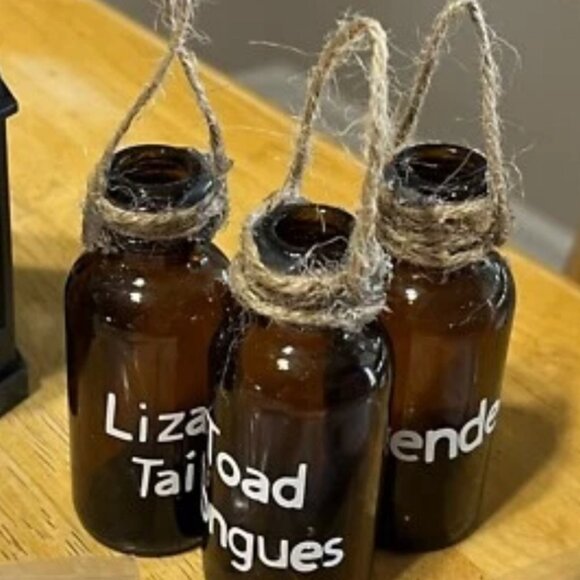 Magic Theme Harry Potter inspired and wizards - 10 LED Candles, 7 Mini Lanterns - Picture 3 of 4